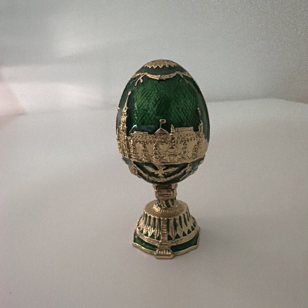 Green/Gold Decorative Trinket Egg